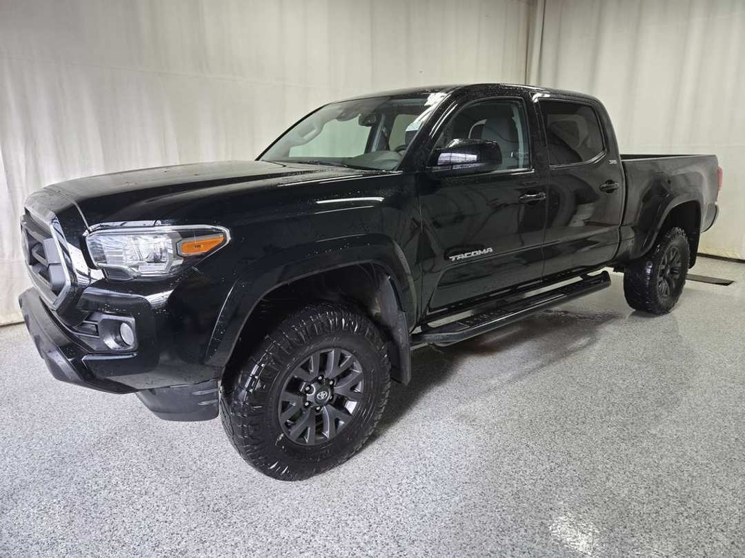 2023 Toyota Tacoma SR5 - Image 2