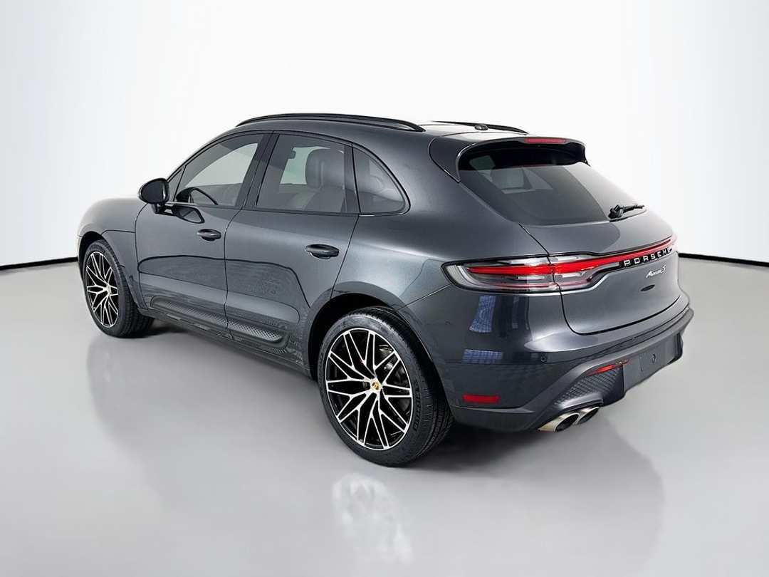 2024 Porsche Macan S - Image 3