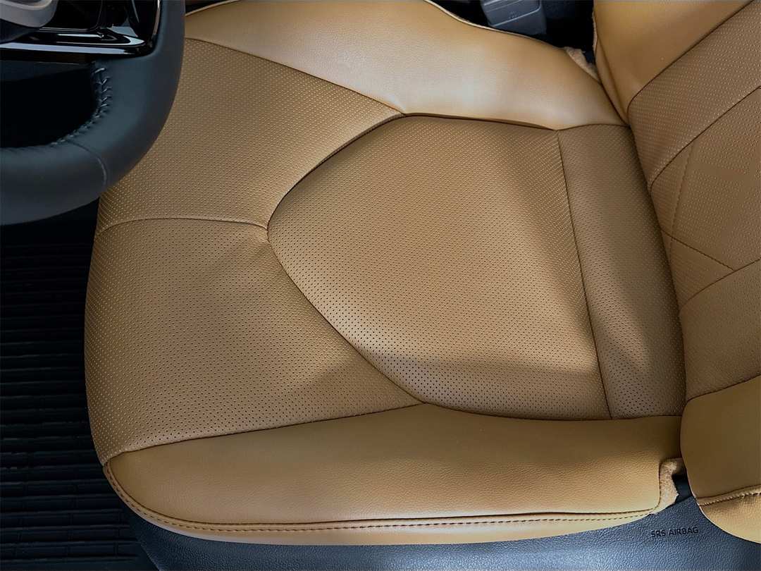 2026 Toyota Highlander Platinum - Image 20