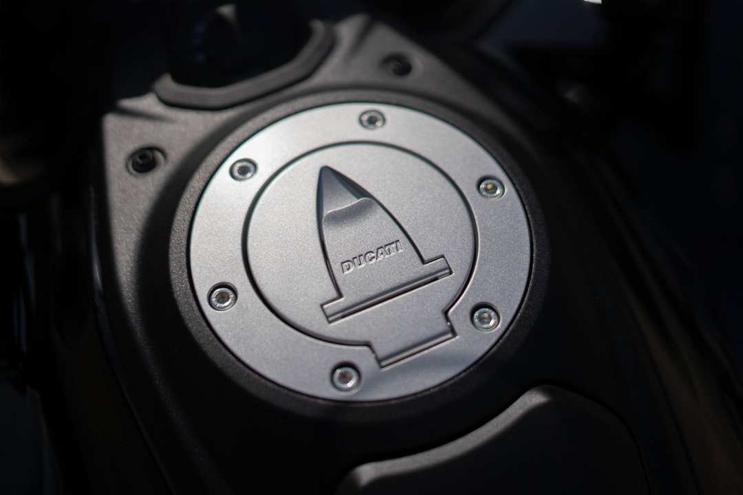 2025 Ducati Multistrada V4 S Travel & Radar - Image 13