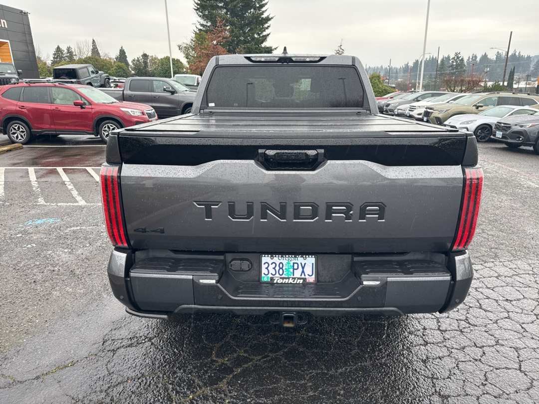 2024 Toyota Tundra Platinum - Image 6