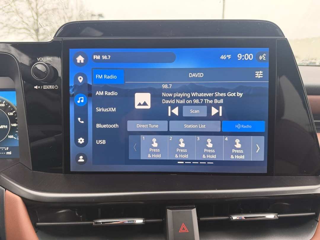 2026 Subaru Outback Touring - Image 39