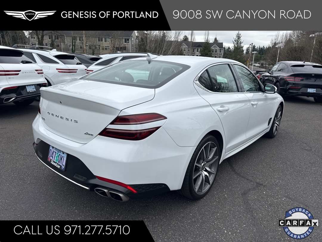 2023 Genesis G70 2.0T - Image 7