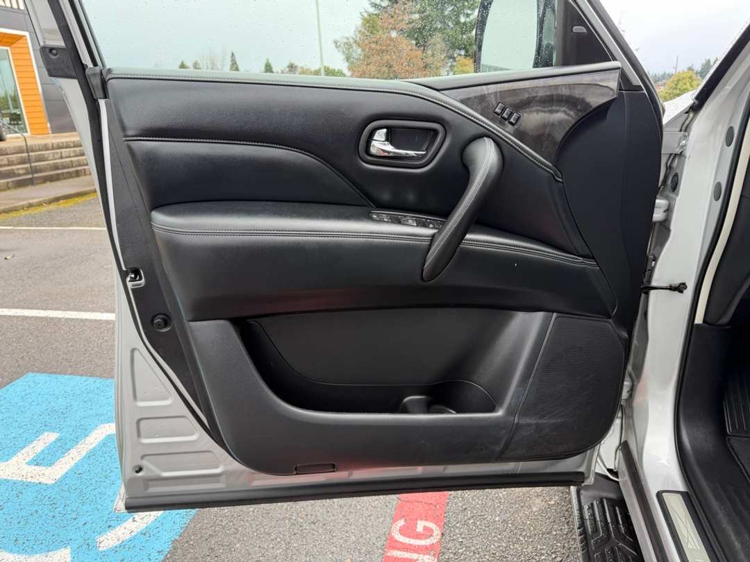 2021 INFINITI Qx80 LUXE - Image 12