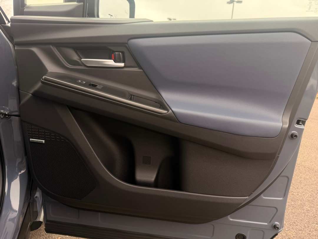 2026 Subaru Solterra Touring XT - Image 28