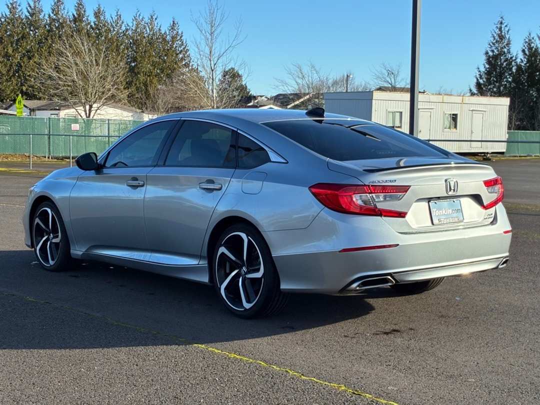 2022 Honda Accord Sport 2.0T - Image 5