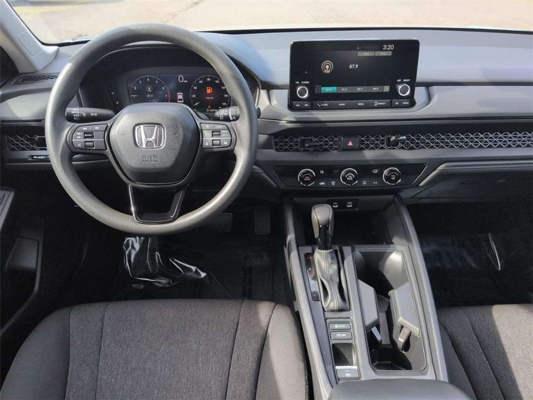 2024 Honda Accord LX - Image 22