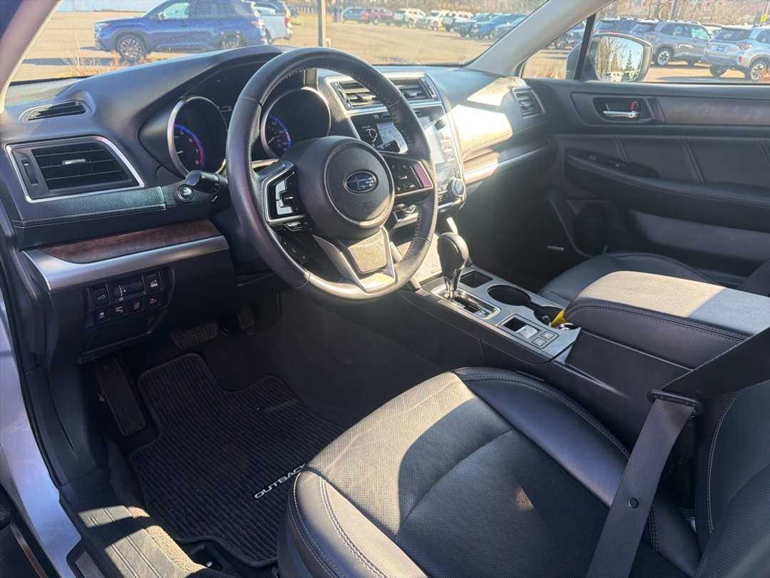 2018 Subaru Outback 2.5i - Image 16