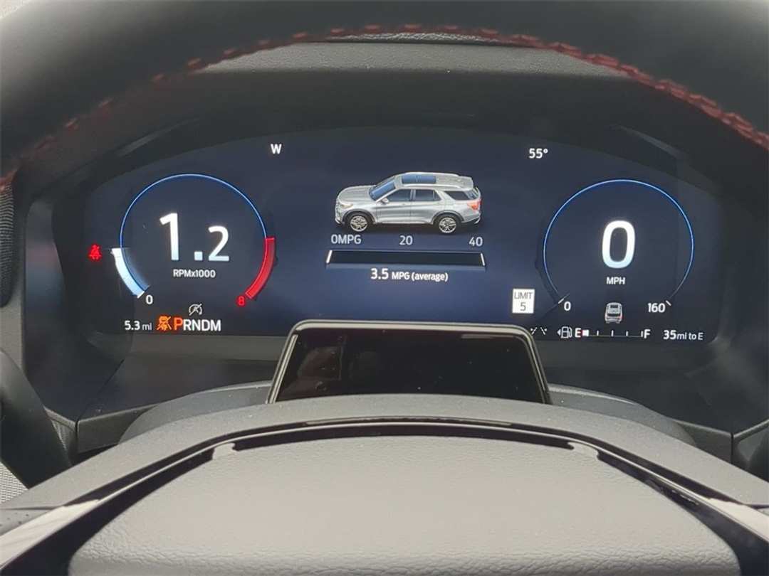 2026 Ford Explorer ST - Image 15