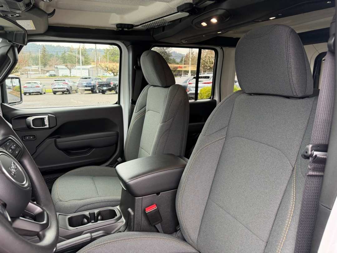 2026 Jeep Wrangler Sport - Image 15