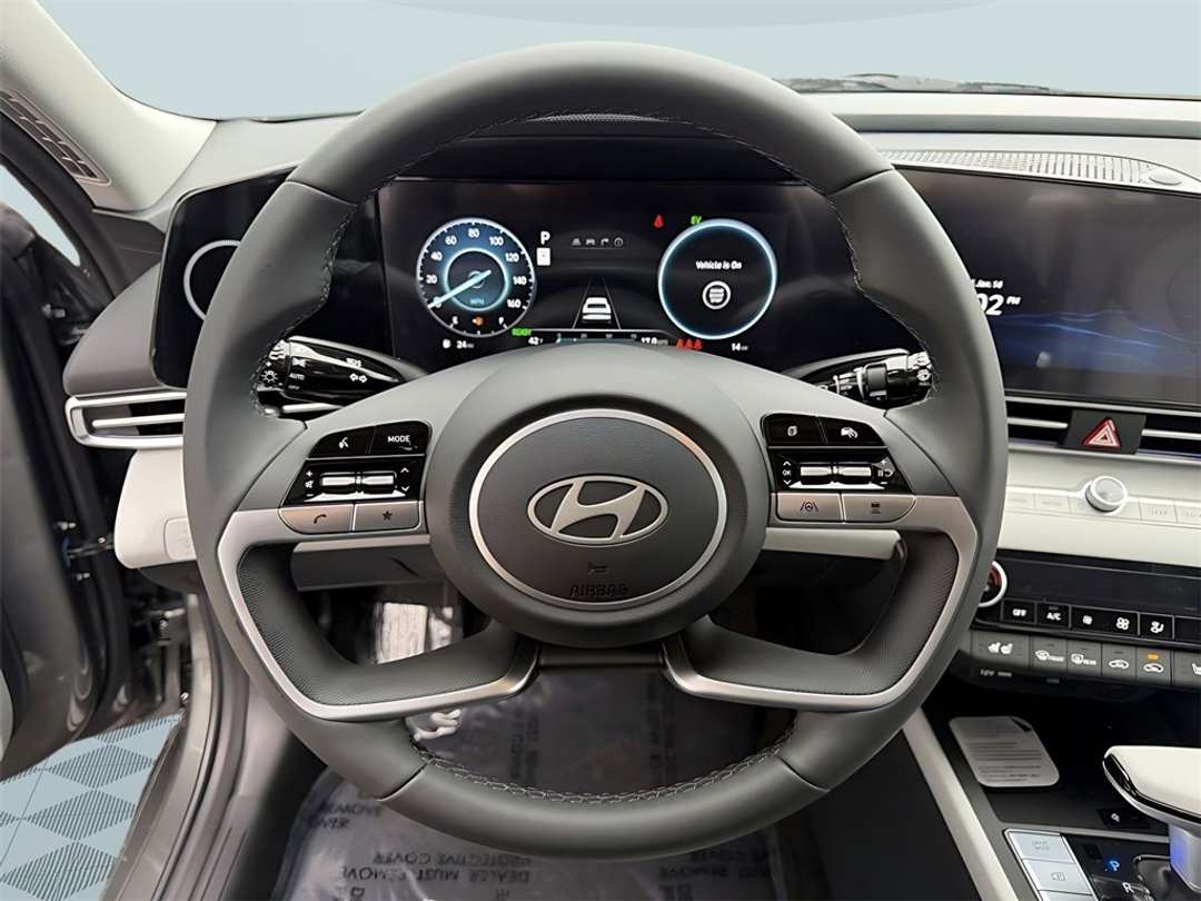2026 Hyundai Elantra Limited - Image 19