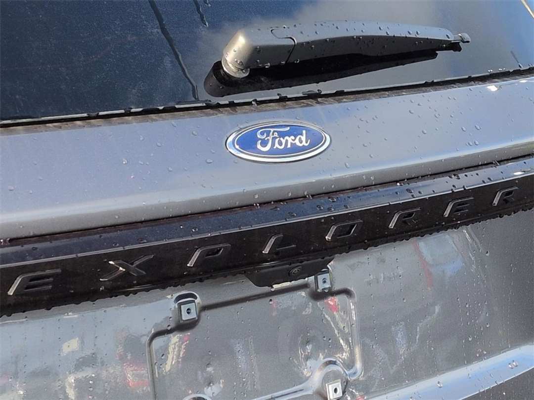 2026 Ford Explorer STLine - Image 27