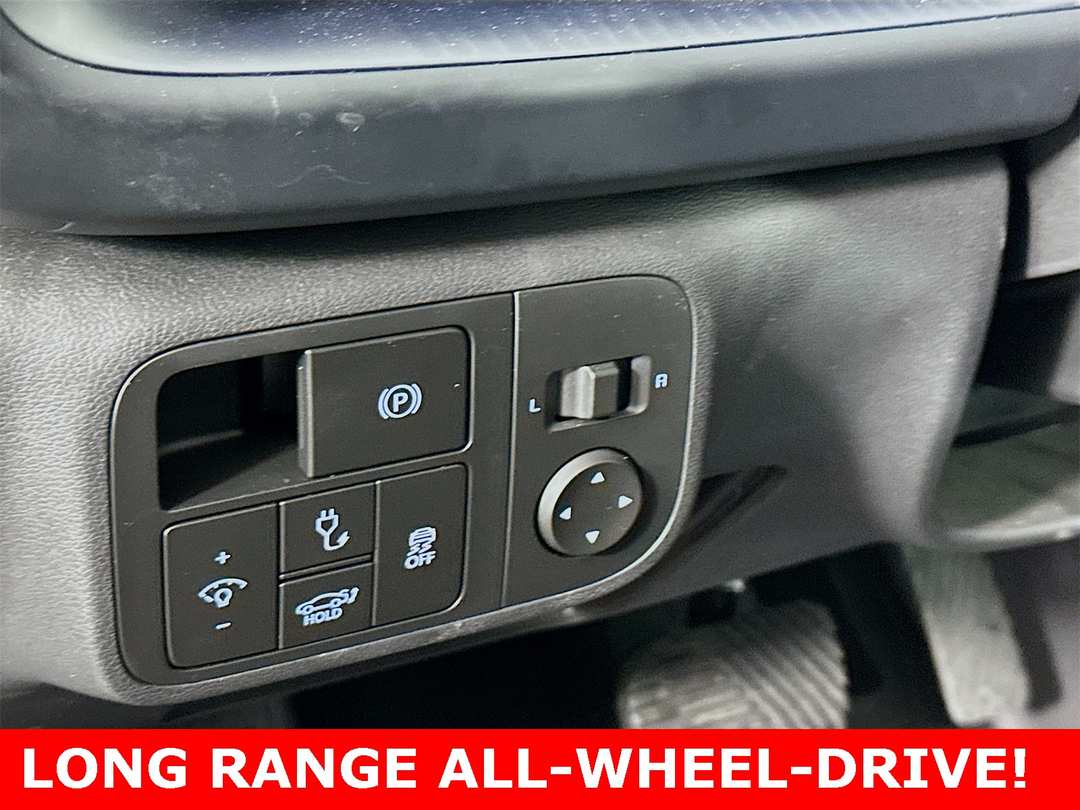 2023 Hyundai Ioniq 6 SEL - Image 29