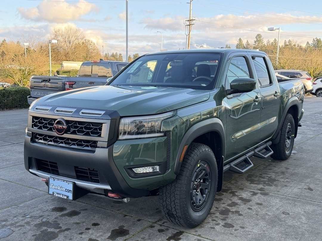 2026 Nissan Frontier PRO4X - Image 4
