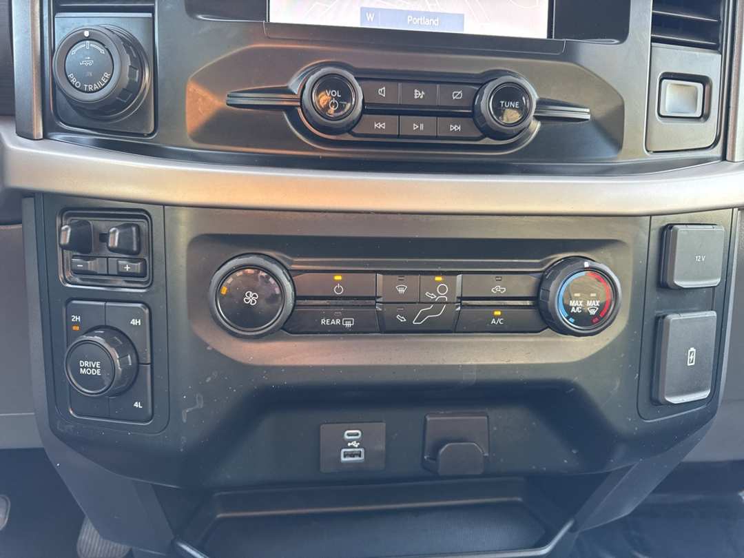 2023 Ford F-150 XLT - Image 26