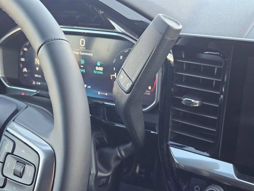 2026 Chevrolet Silverado 2500Hd LTZ - Image 18