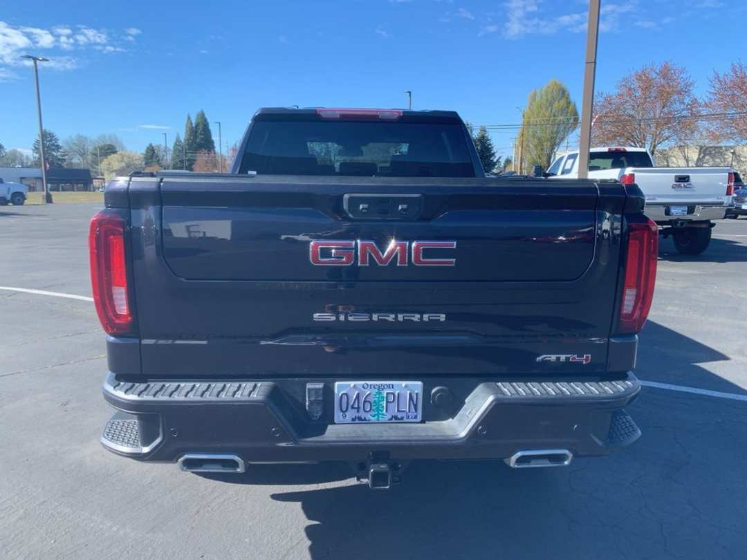 2023 GMC Sierra 1500 AT4 - Image 3