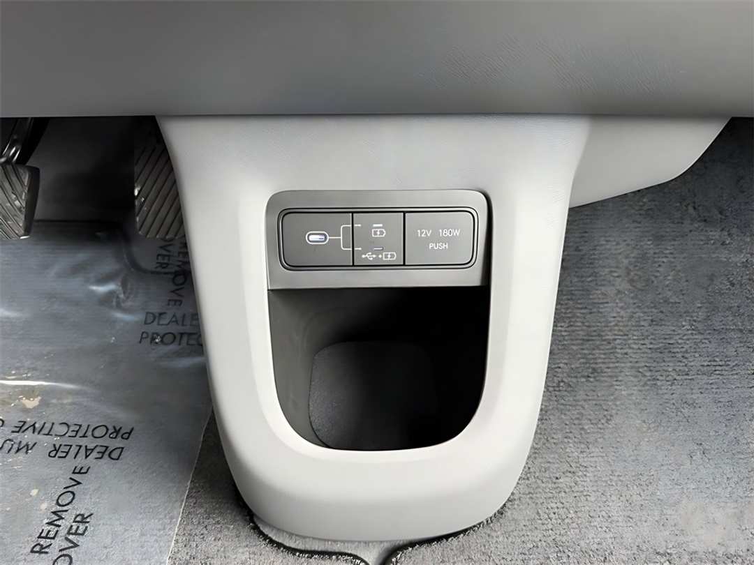 2026 Hyundai Ioniq 5 SE - Image 22