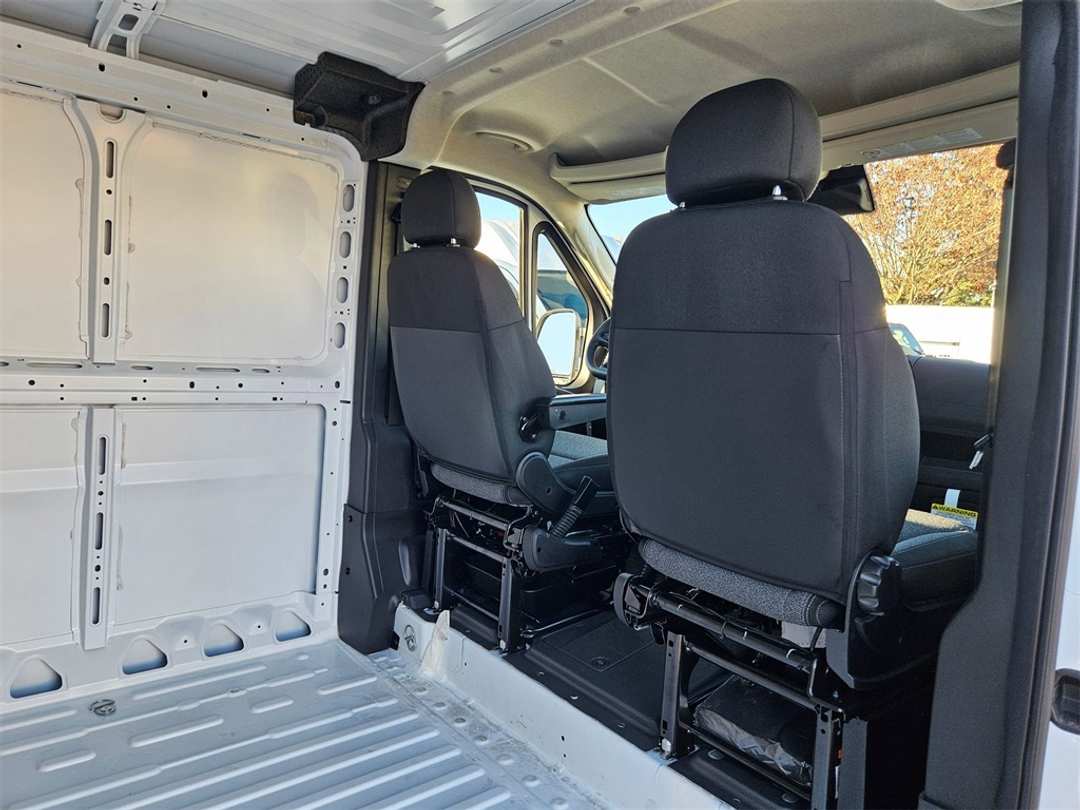 2026 Ram Promaster 1500 Low Roof - Image 35
