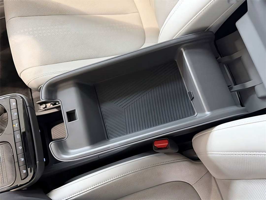 2026 Hyundai Ioniq 5 Limited - Image 24