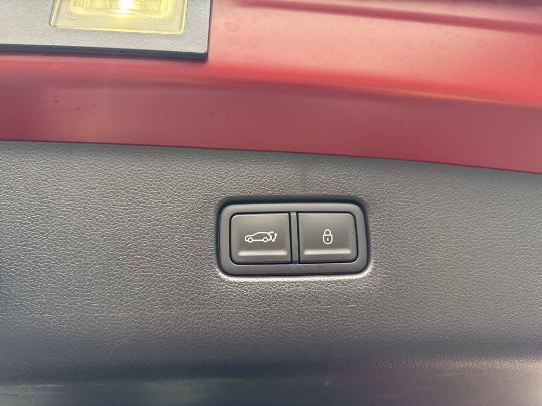 2026 Genesis Gv70 2.5T Advanced - Image 16