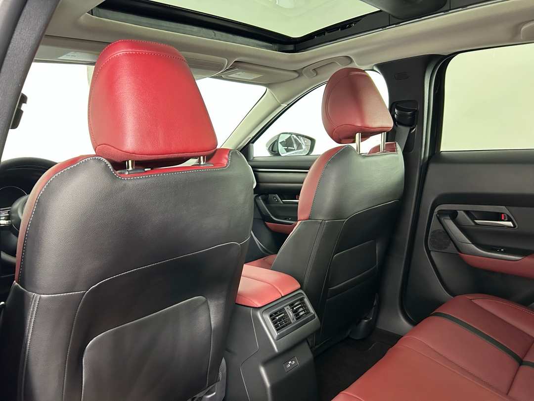2026 MAZDA Cx-50 Premium - Image 25