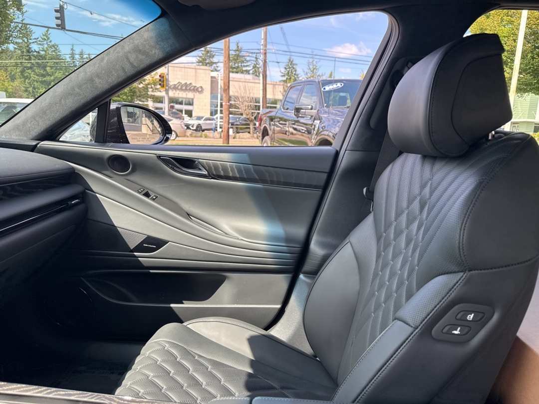 2026 Genesis G80 3.5T - Image 30