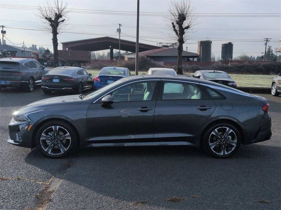 2021 Kia K5 EX - Image 2