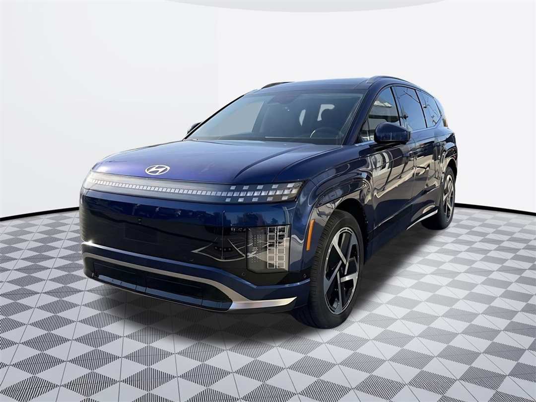 2026 Hyundai Ioniq 9 Performance Calligraphy - Image 4