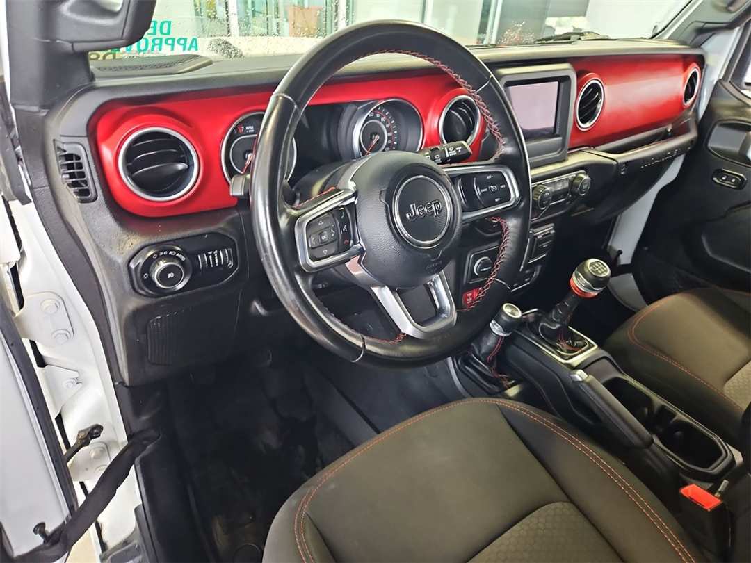 2020 Jeep Wrangler Rubicon - Image 13