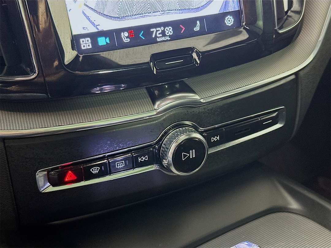 2024 Volvo Xc60 Recharge Ultimate - Image 16