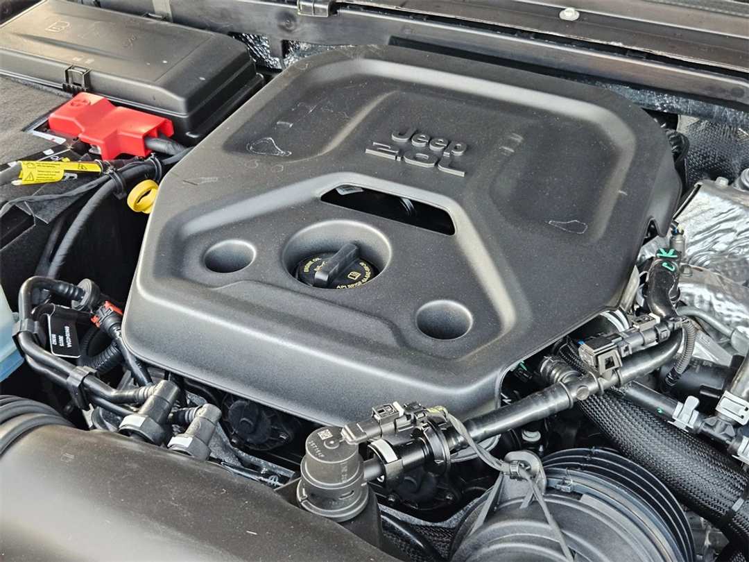 2026 Jeep Wrangler Sport - Image 37