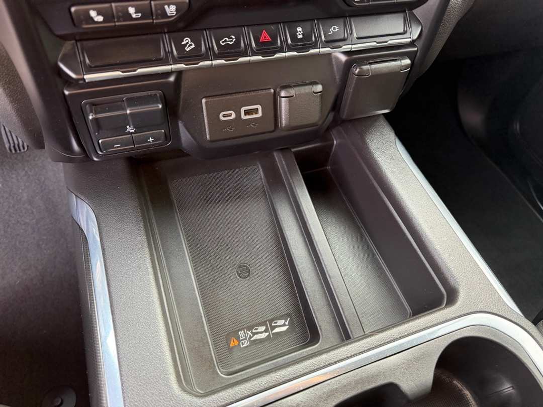 2021 GMC Sierra 1500 AT4 - Image 26