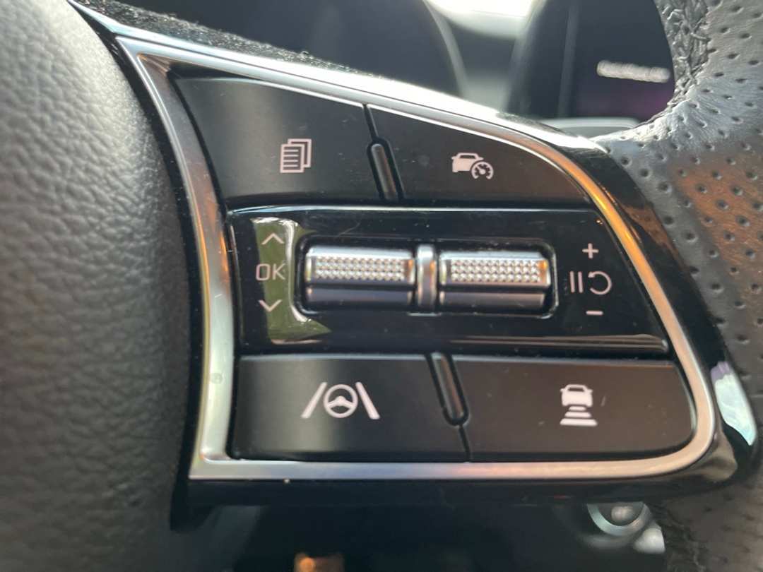 2022 Kia Forte GTLine - Image 35