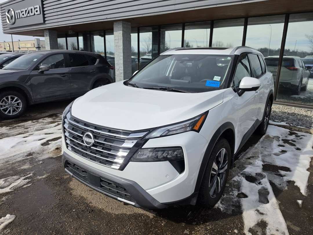 2025 Nissan Rogue SL - Image 2