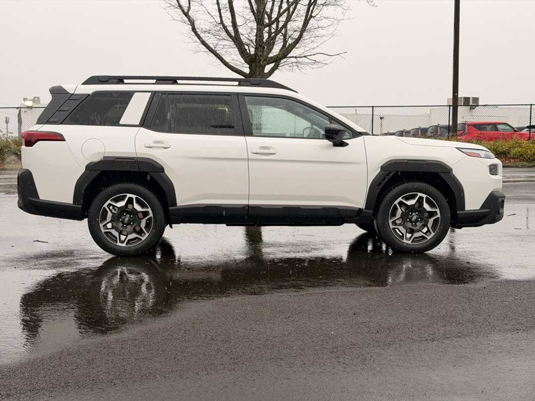 2026 Subaru Outback Touring - Image 8