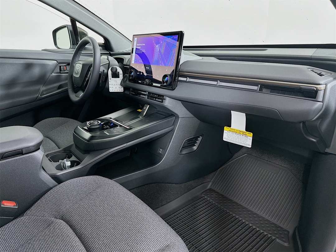 2026 Toyota Bz XLE Plus - Image 29