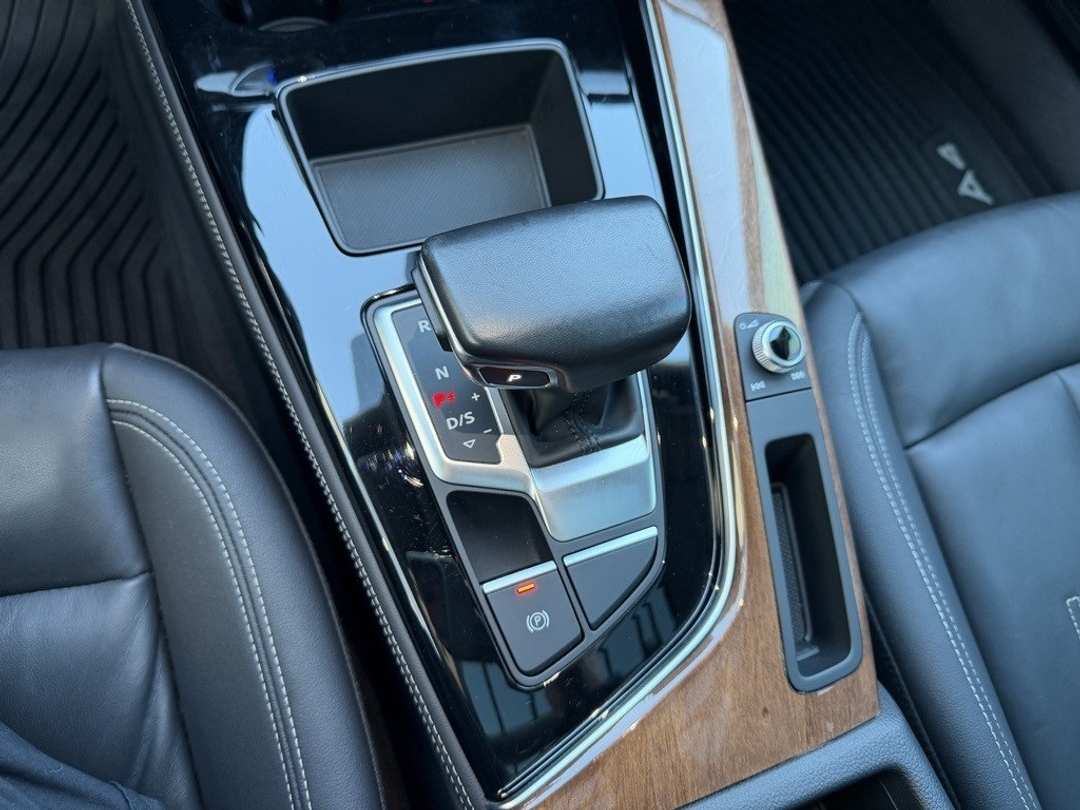 2022 Audi A4 Allroad 45 Premium Plus - Image 25