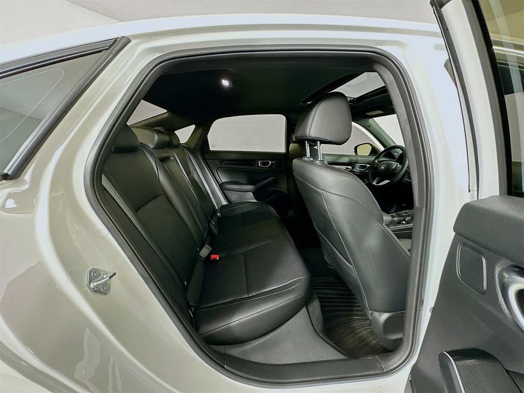 2026 Honda Civic Sport Touring - Image 27