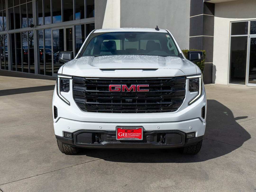 2026 GMC Sierra 1500 Elevation - Image 2