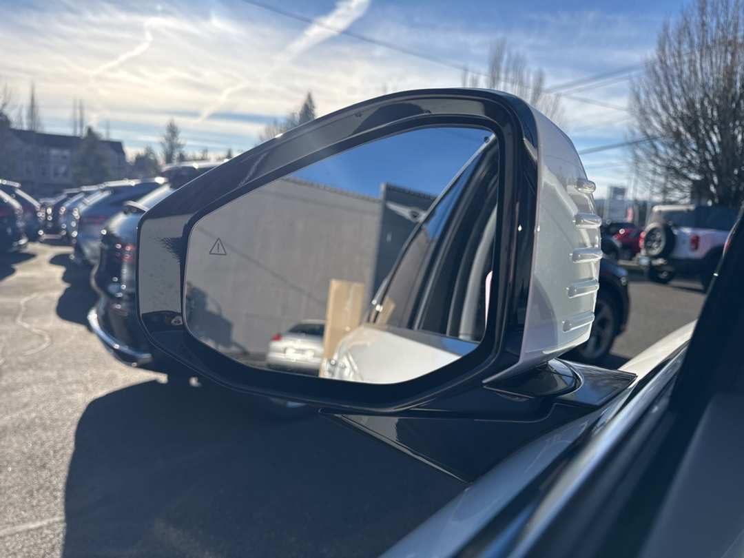 2026 Hyundai Ioniq 9 SEL - Image 38