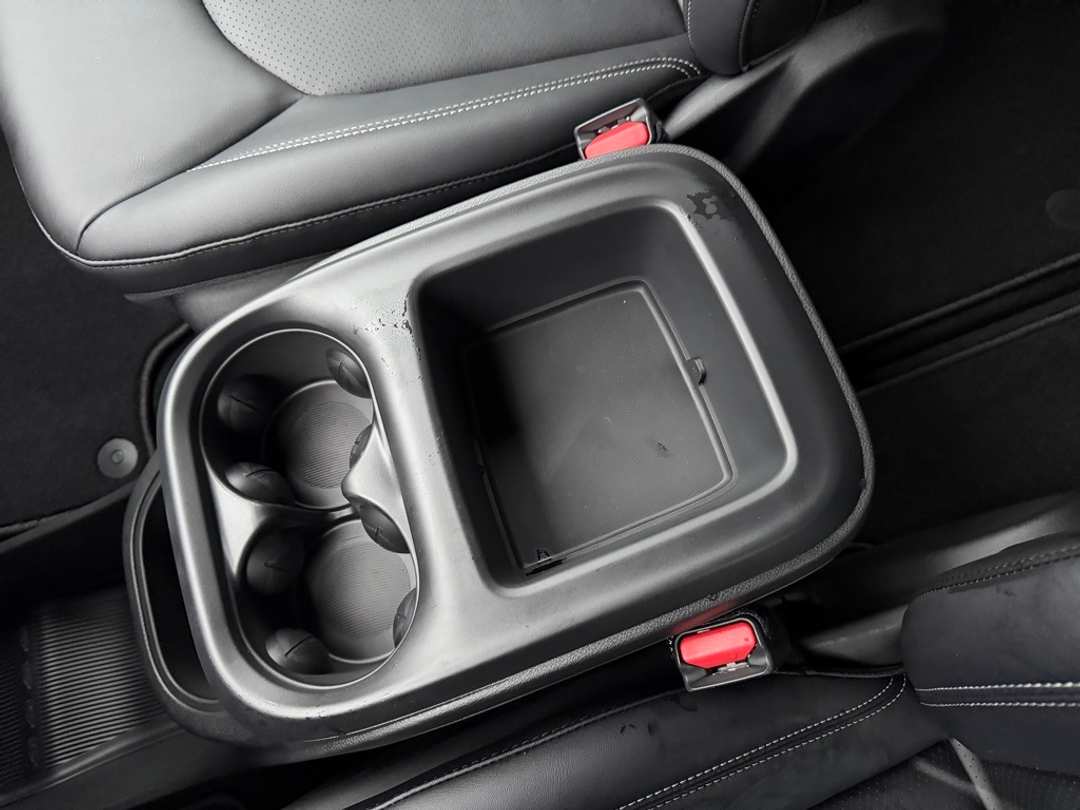 2026 Chrysler Pacifica Select - Image 27