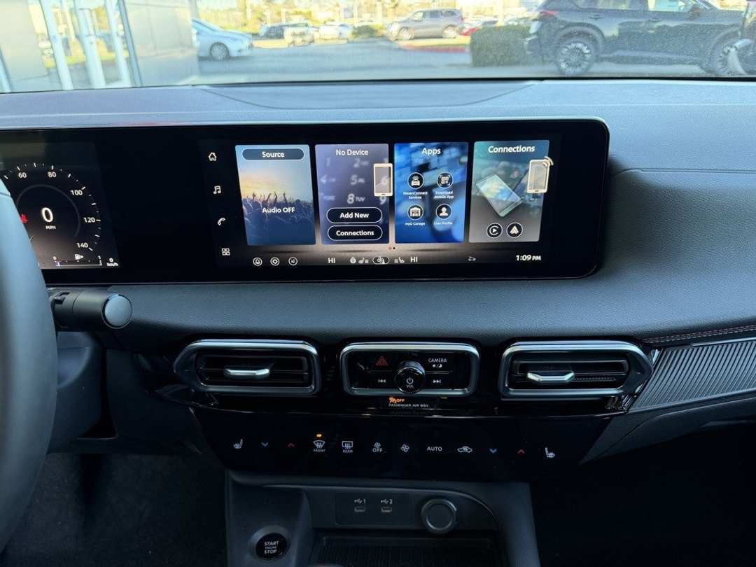 2026 Nissan Sentra SR - Image 21