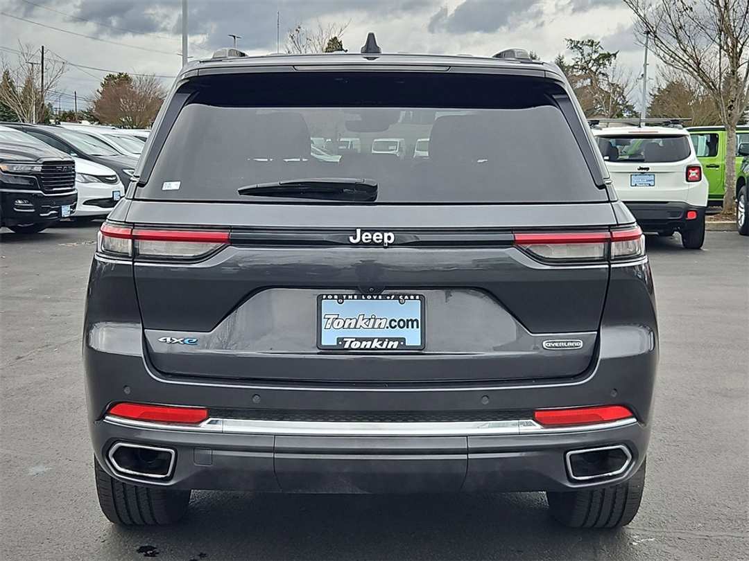 2023 Jeep Grand Cherokee Overland 4xe - Image 5