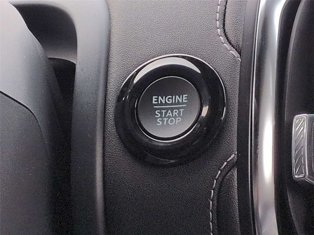 2026 Ford Expedition Platinum - Image 16