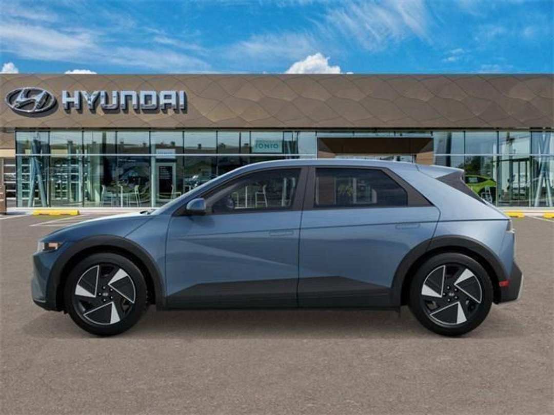 2026 Hyundai Ioniq 5 SEL - Image 3
