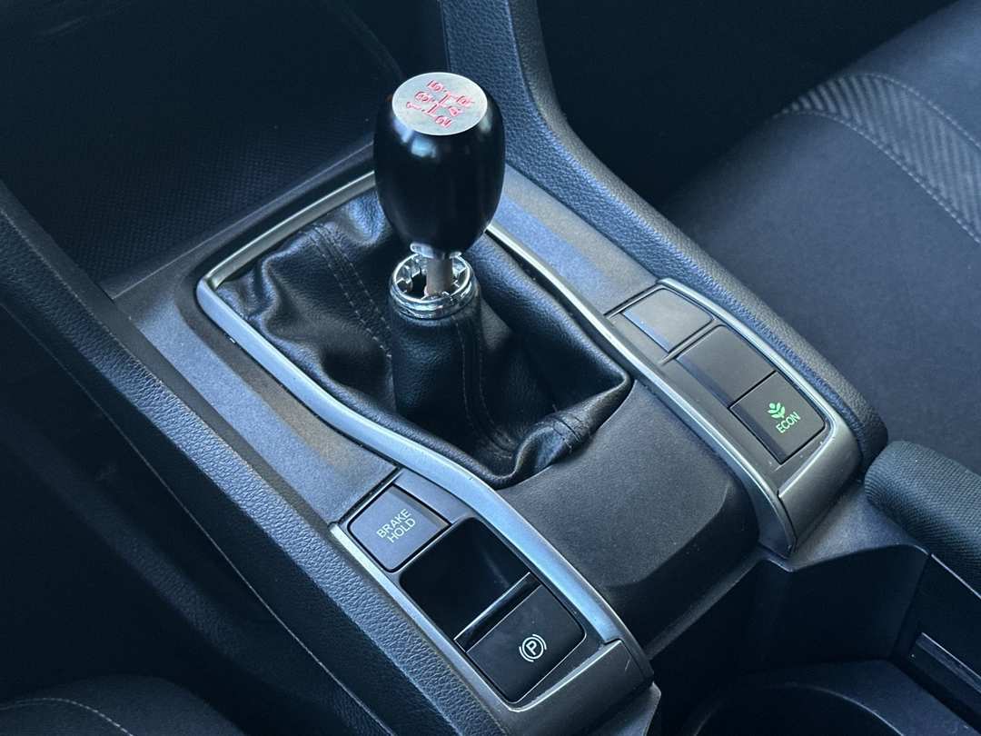 2018 Honda Civic Sport - Image 20