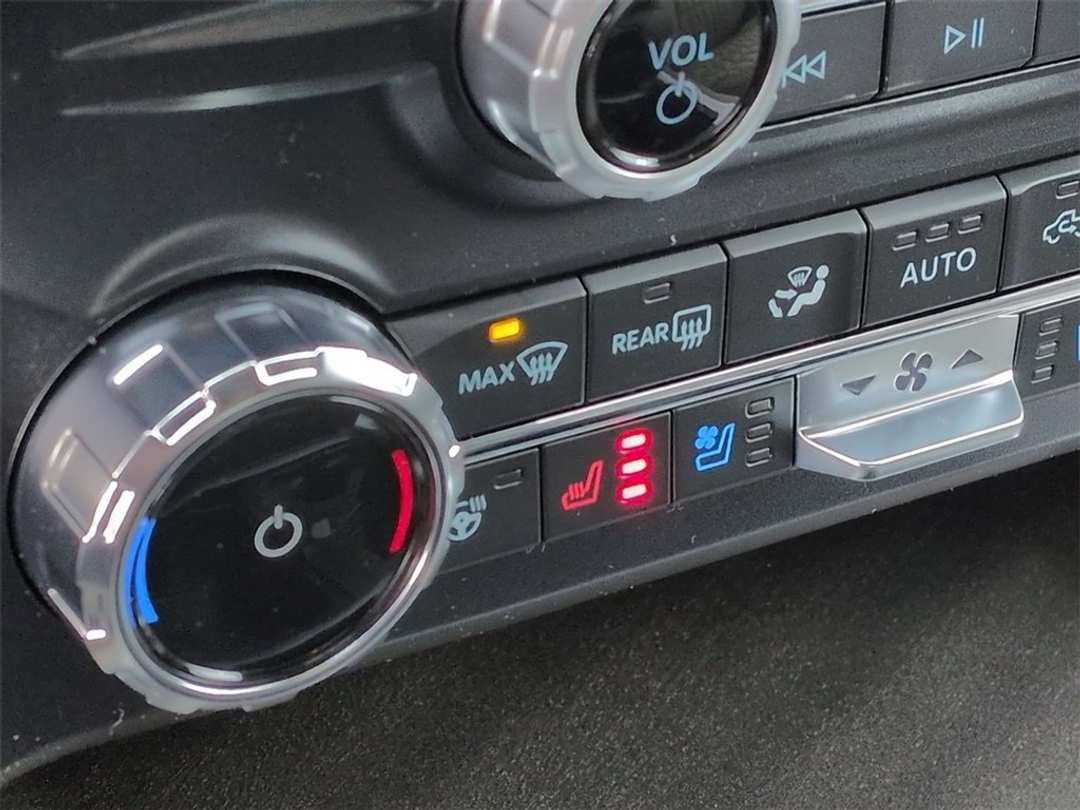 2026 Ford F-350Sd Platinum - Image 22