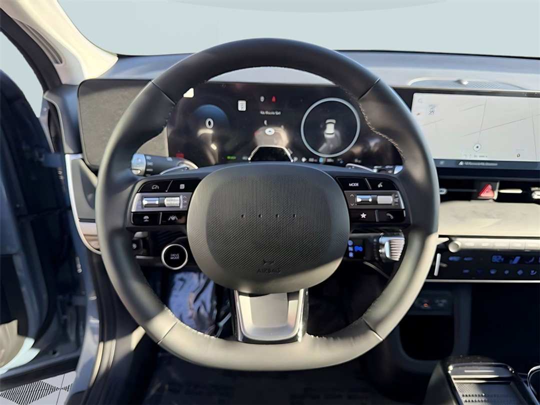 2026 Hyundai Ioniq 5 SEL - Image 18