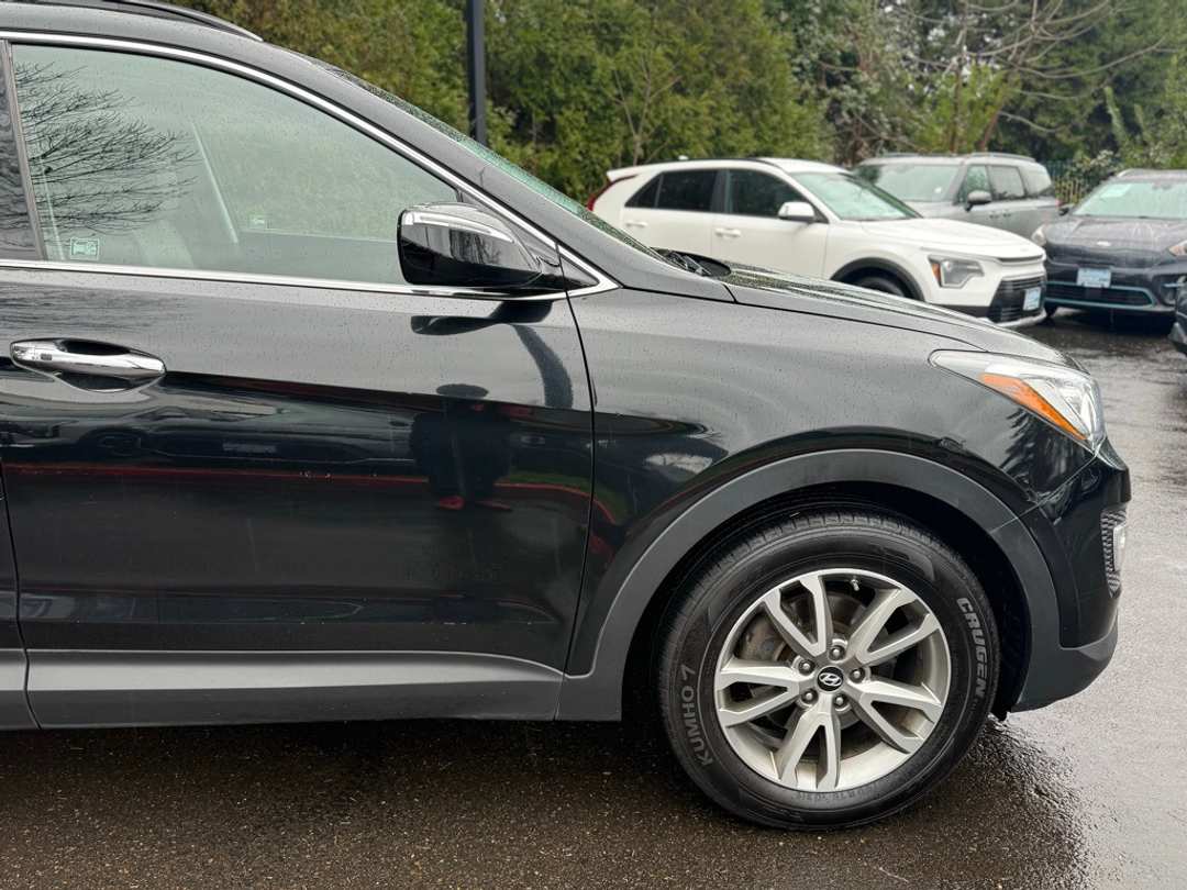 2014 Hyundai Santa Fe Sport 2.0T - Image 8